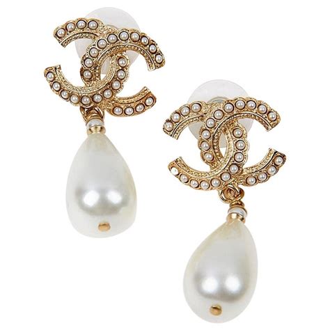 chanel pearl rhinestone earrings